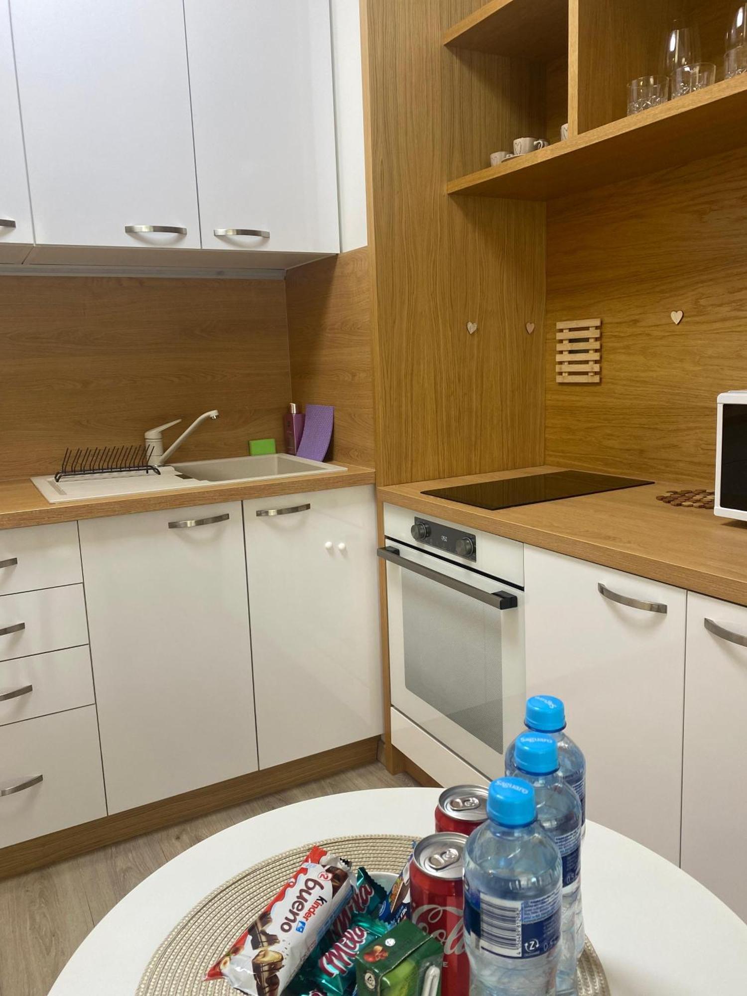 Lia Apartman - Private Parking 布拉迪斯拉发 外观 照片